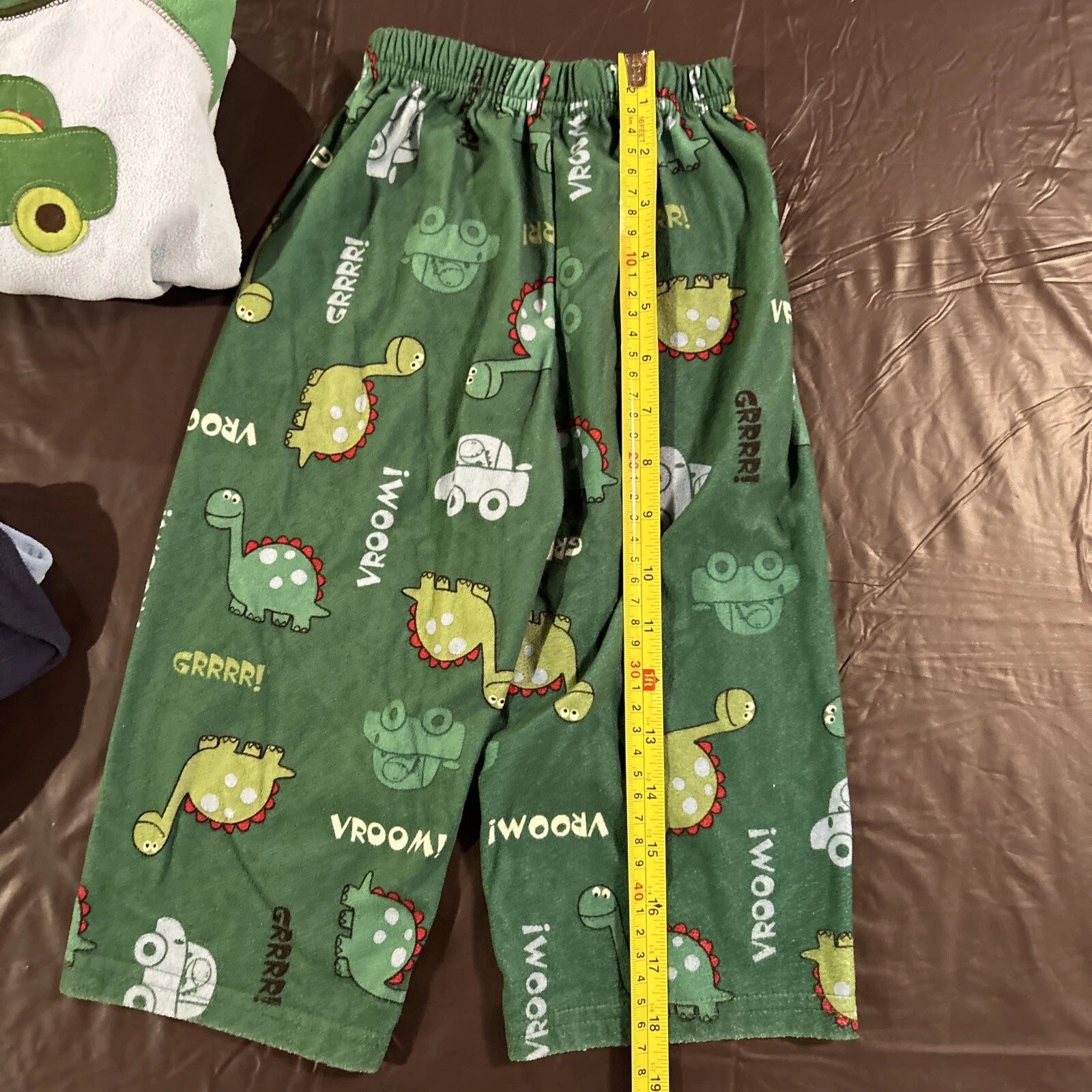 Carter’s 2T Pajama Sets Lot Of 2