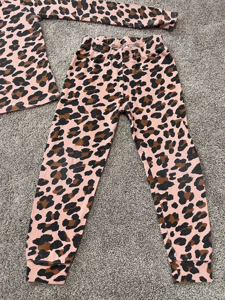 Children’s Place Girls Long Sleeve Animal Print Pajama Set Size 4
