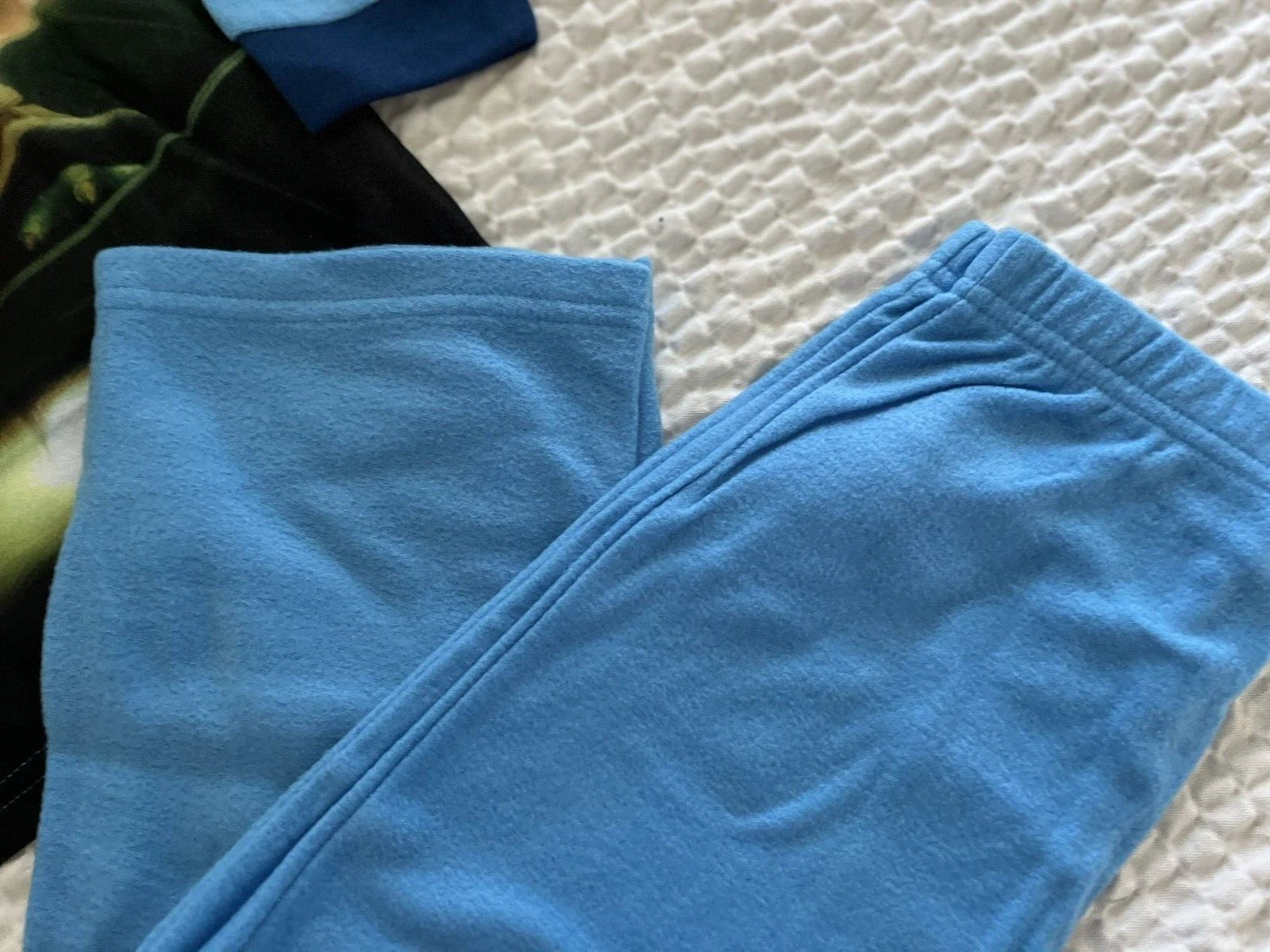 Mandalorian The Child Baby Yoda Boy's 2 Piece Comfortable Pajama Set XS Sz 4/5*