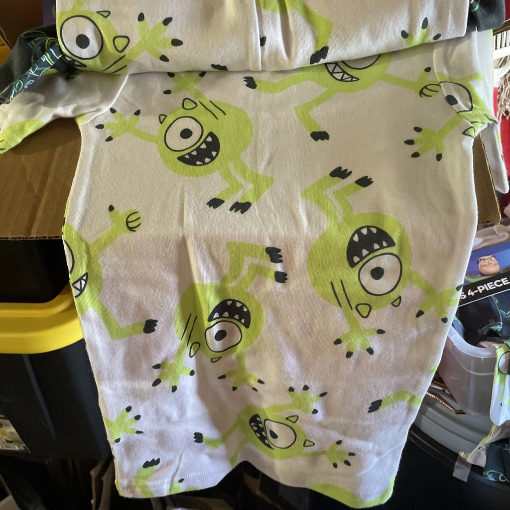 PIXAR Character Kid’s 4-Piece Pajama Set Size 6 New