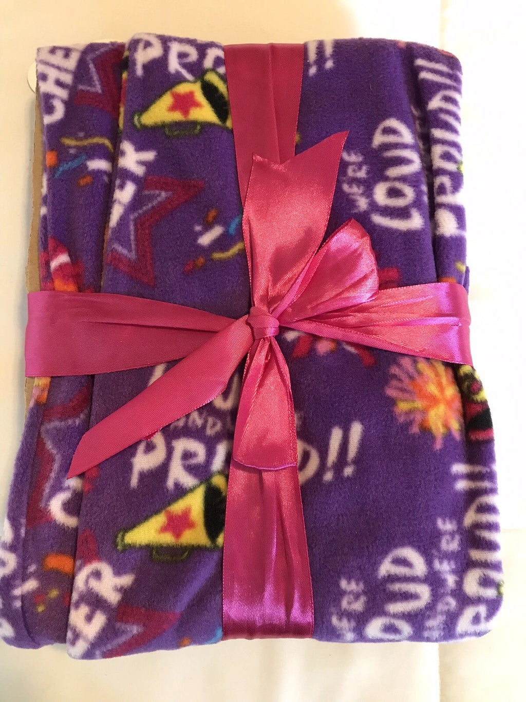 Seven Apparel Kids flame resistant micro fleece pajama set size 4, cheer themed