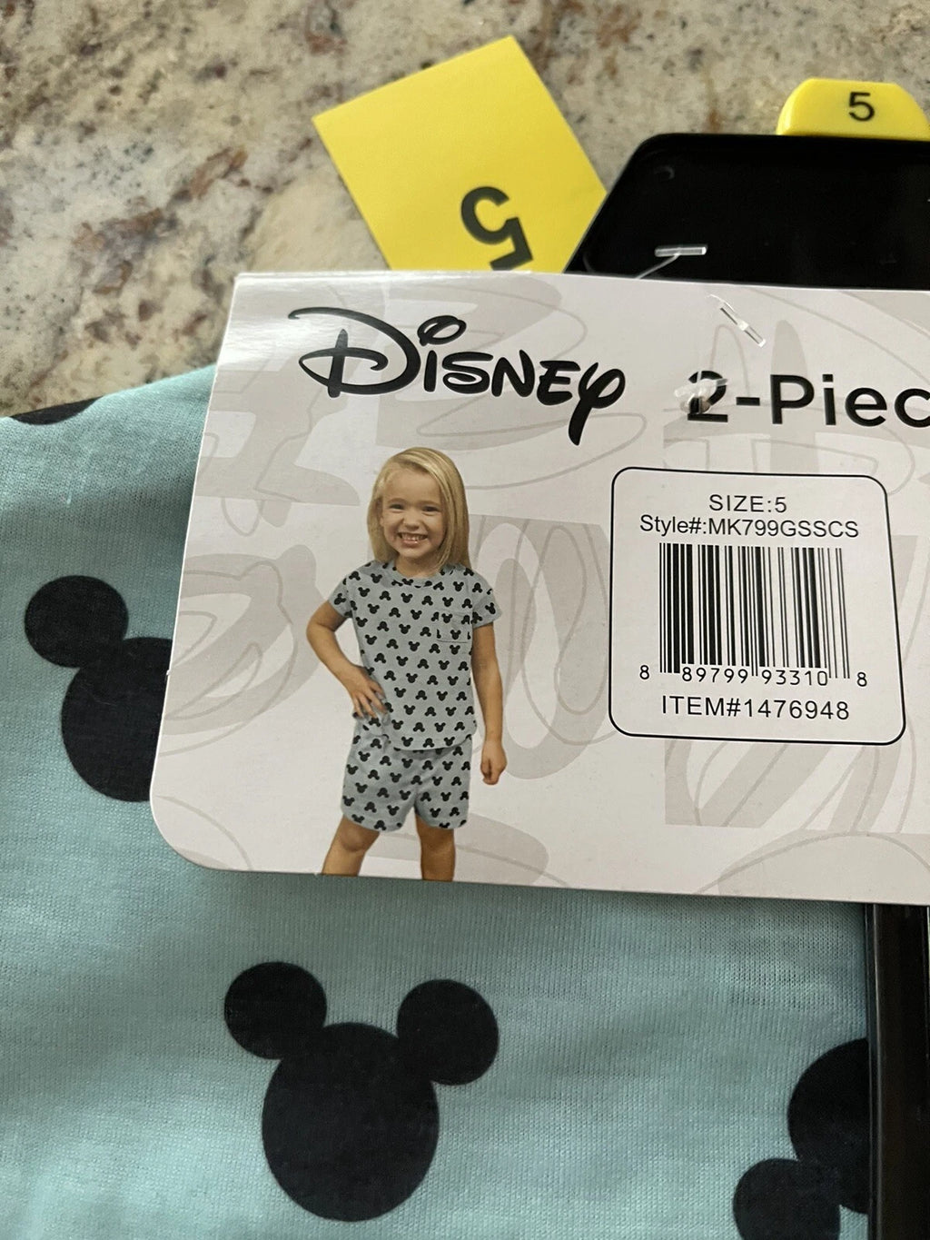 Disney Mickey  Girl’s  Pajama Set 2 Piece Set  Size  5 ~ New
