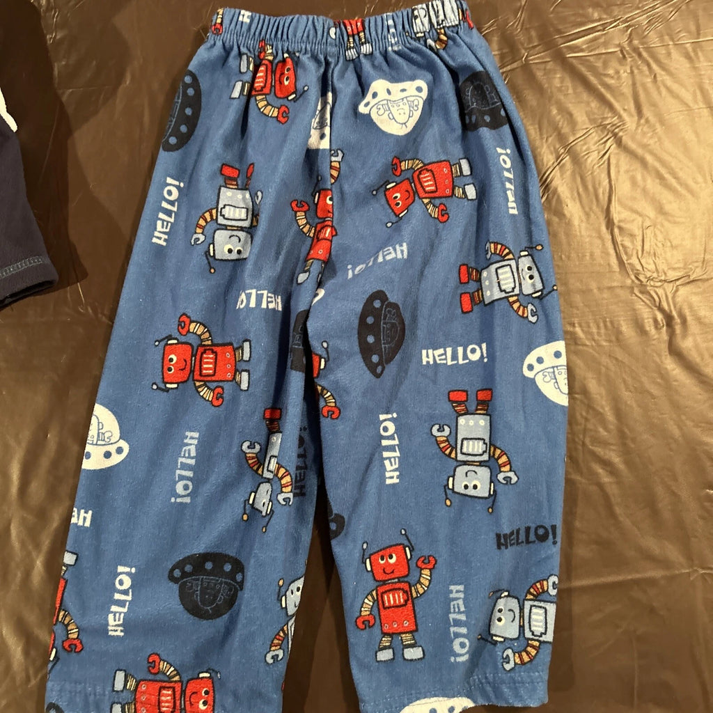 Carter’s 2T Pajama Sets Lot Of 2