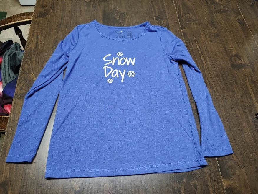 NWOT Dreams Co  Purple Blue Snow Day Pajama Set Size Girl's 12