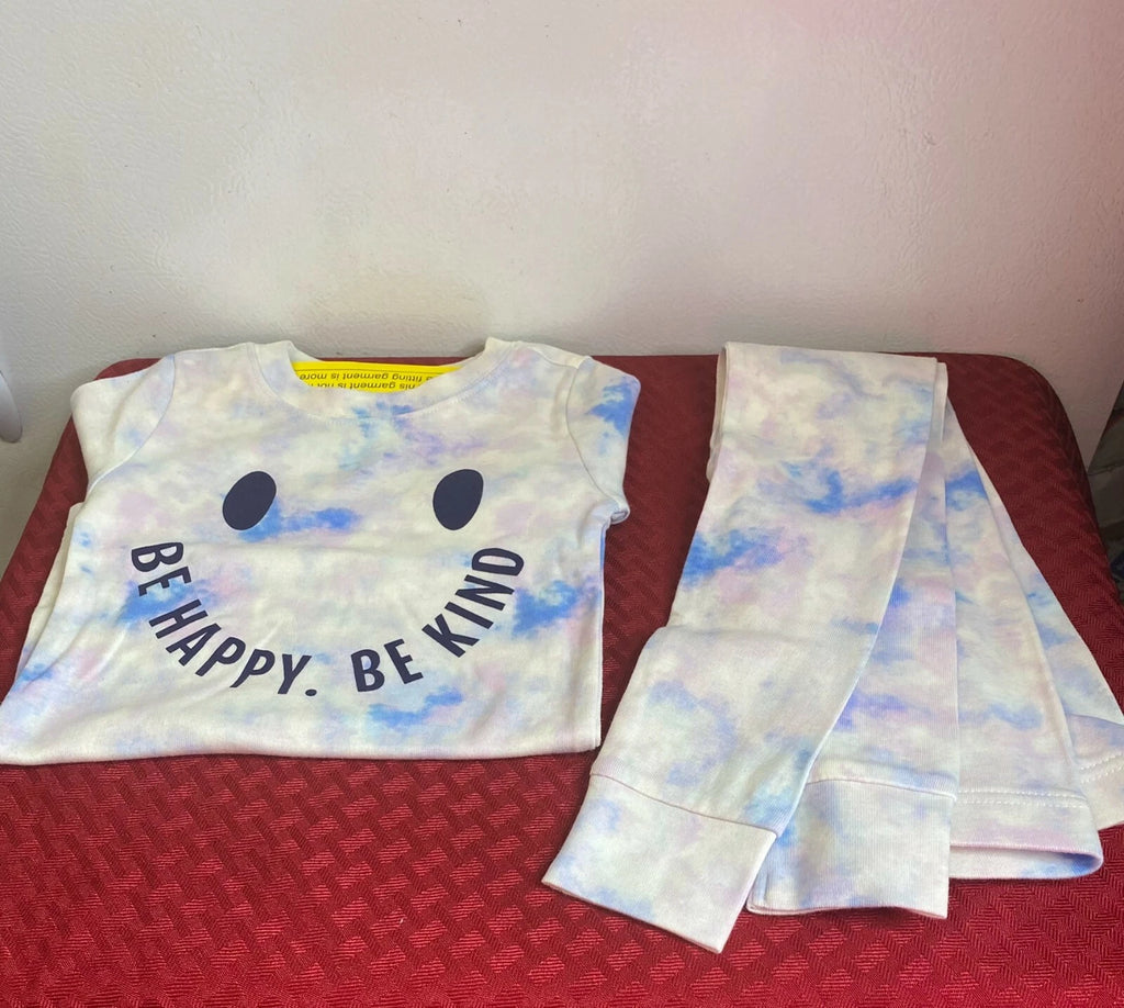 Child's Old Navy Pajama Set   Size  4T   New with Tag