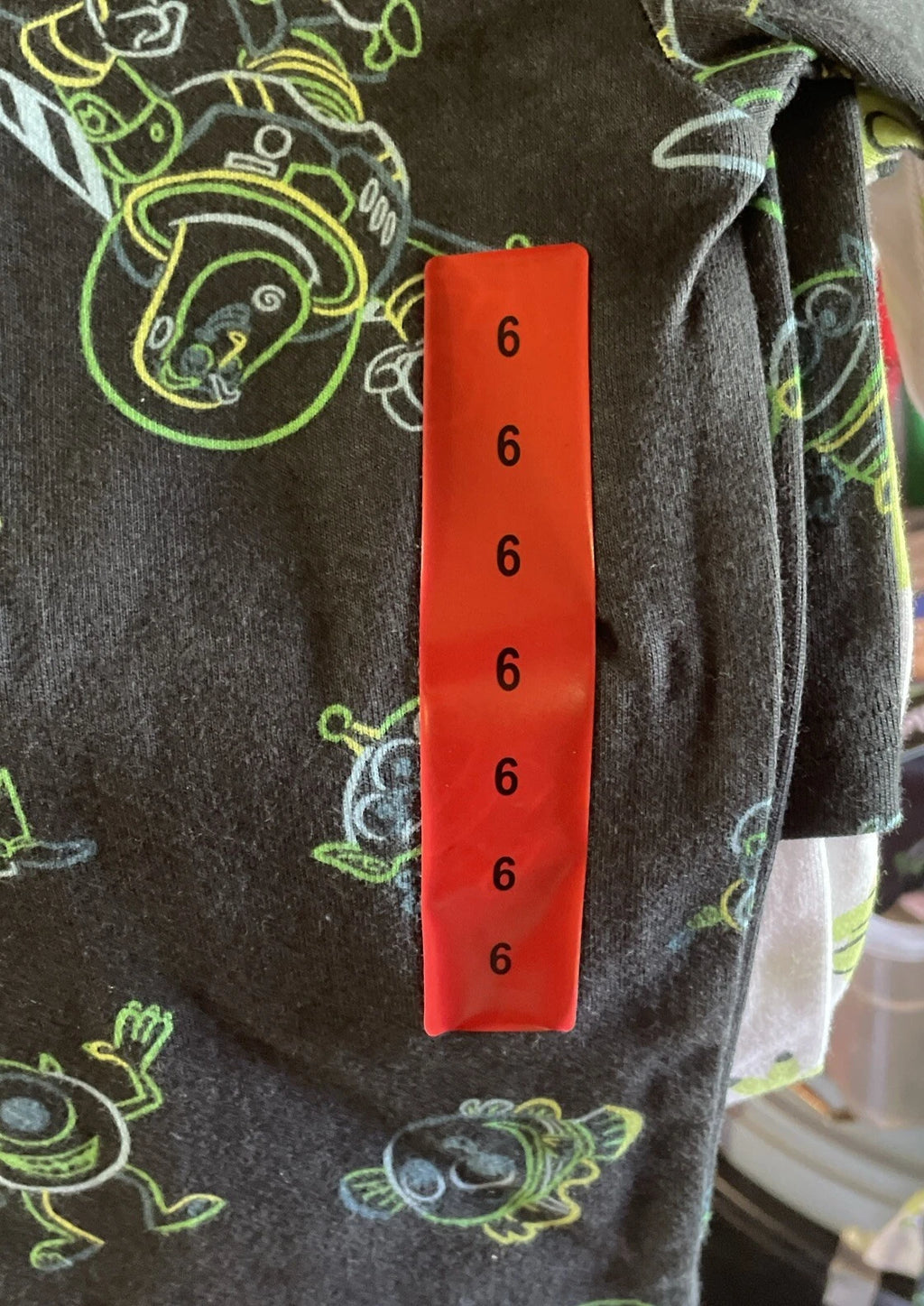 PIXAR Character Kid’s 4-Piece Pajama Set Size 6 New