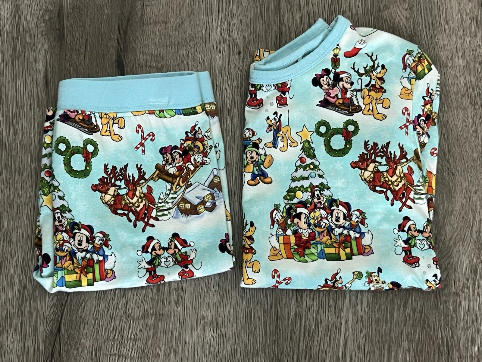 ShowStoppers Disney Mickey Minnie Mouse Christmas Kids Pajama Set - 5/6