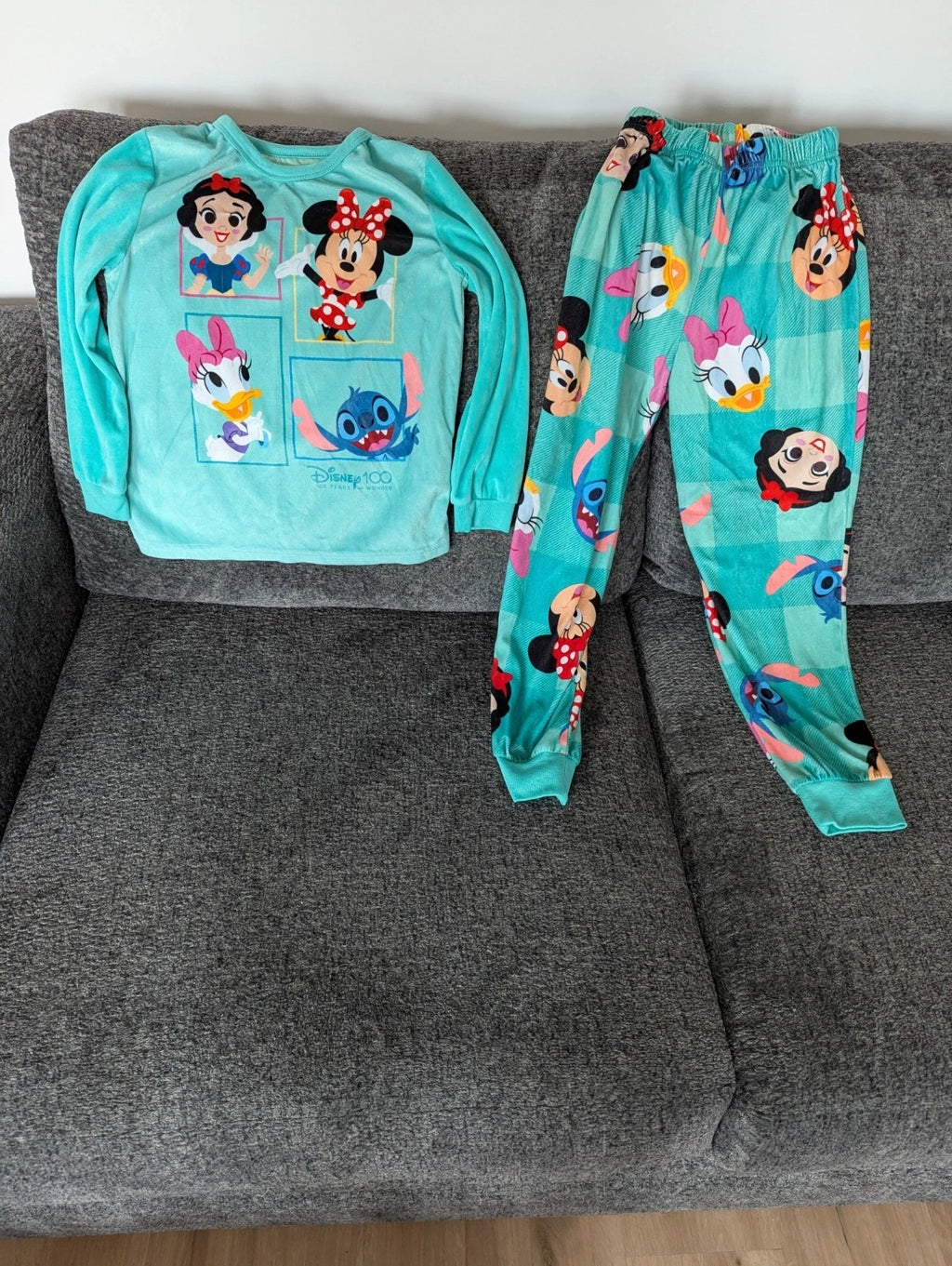 Girls 100 Anniversary Disney Pajama Set Size (8) Medium