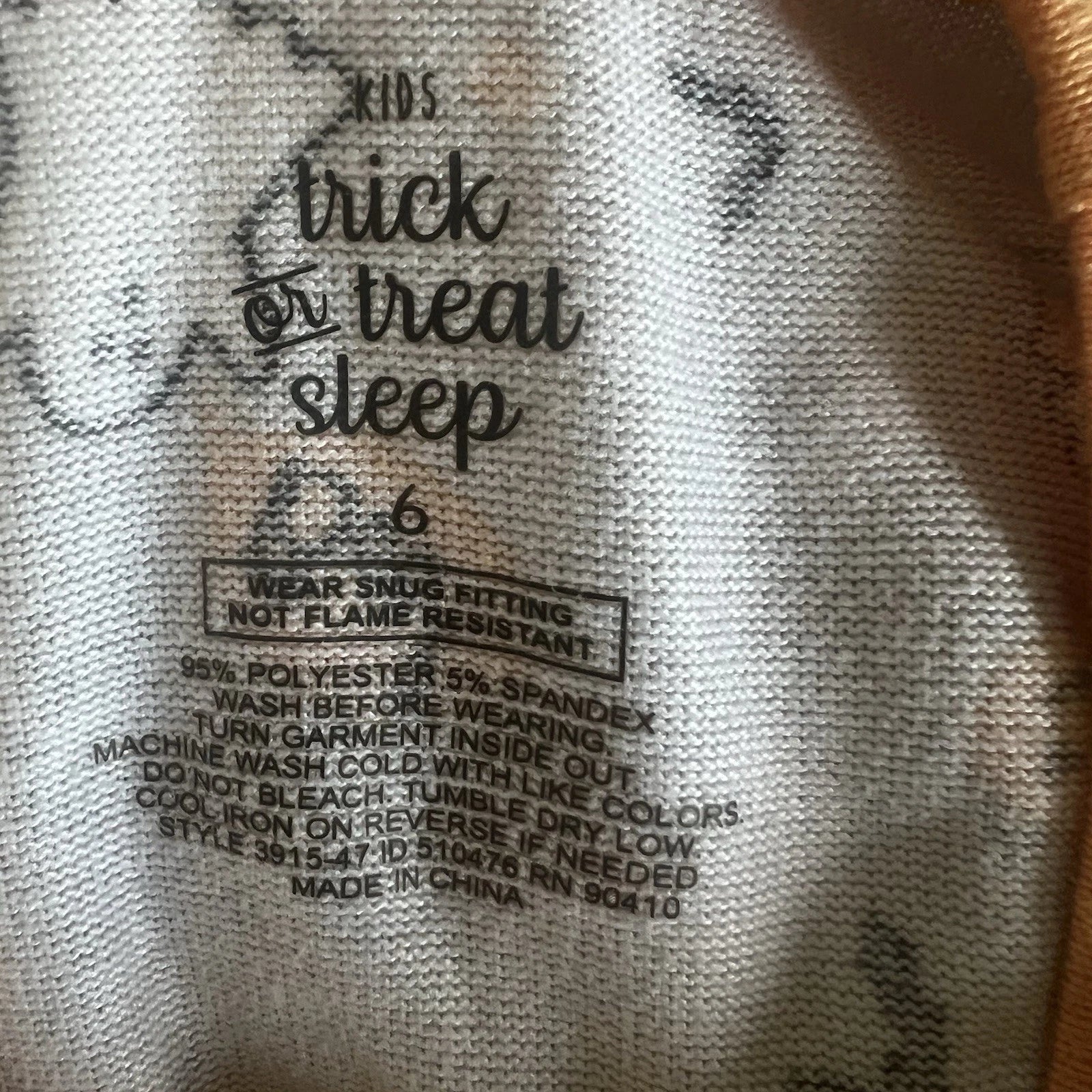 Kids Halloween Pajamas Trick or Treat Sleep Fitted PJ Set Size 6