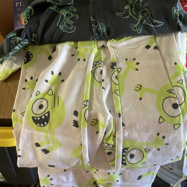 PIXAR Character Kid’s 4-Piece Pajama Set Size 6 New