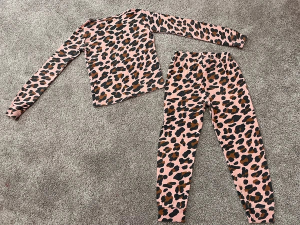 Children’s Place Girls Long Sleeve Animal Print Pajama Set Size 4