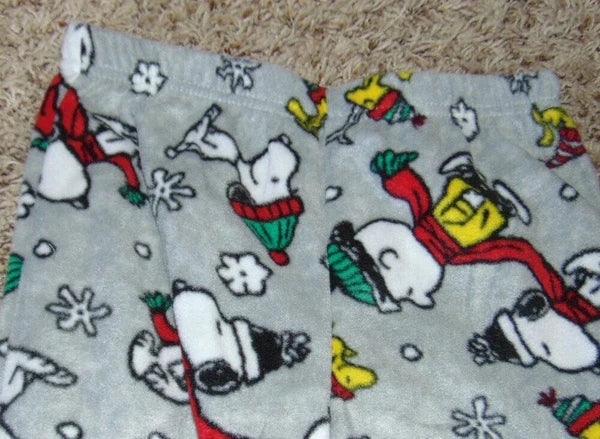 Girls Pajamas Christmas Snoopy Made The Nice List Long Sleeve 2 pc Fleece-sz 8