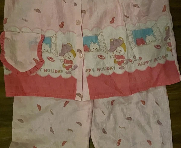 Kuanhwa Pajama Set Youth Size Medium 8-10 UK 9-10 US Happy Holiday